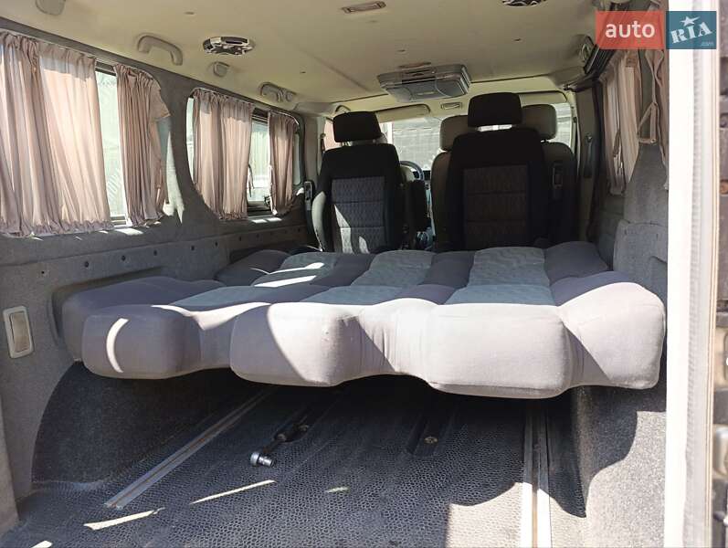 Минивэн Opel Vivaro 2008 в Львове