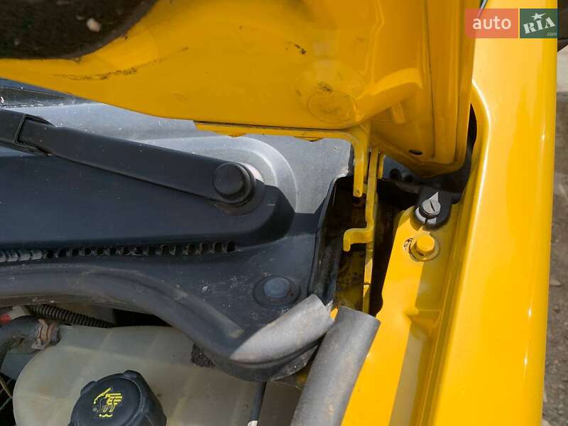 Грузовой фургон Opel Vivaro 2004 в Одессе