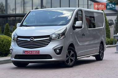 Мінівен Opel Vivaro 2015 в 