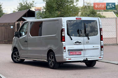 Мінівен Opel Vivaro 2015 в 