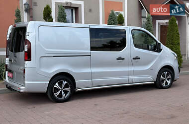 Мінівен Opel Vivaro 2015 в 