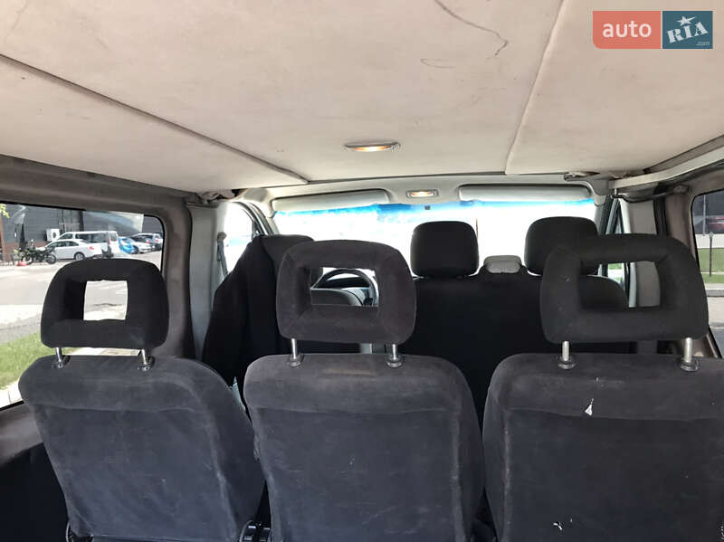 Минивэн Opel Vivaro 2006 в Луцке