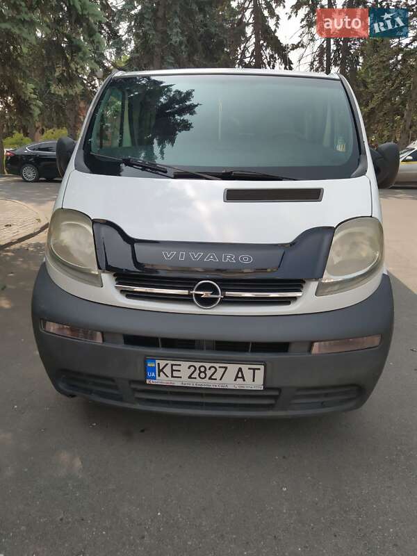 Opel Vivaro 2003