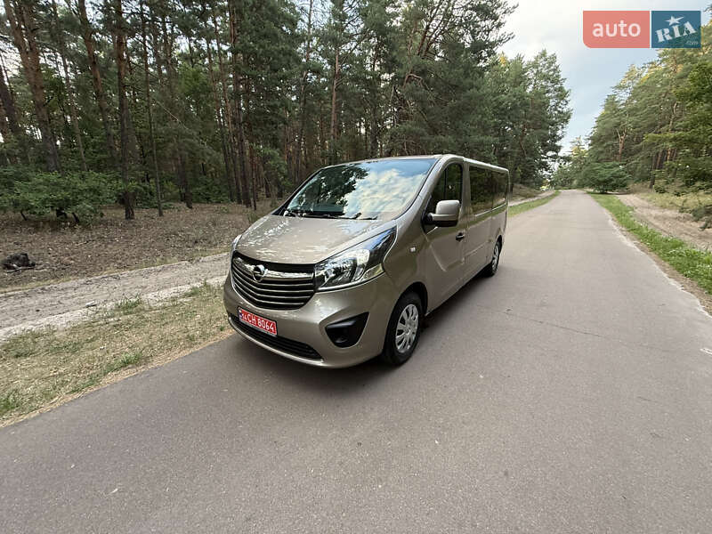 Минивэн Opel Vivaro 2018 в Киеве