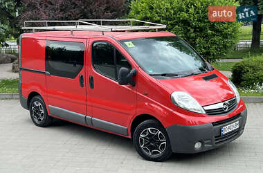 Вантажний фургон Opel Vivaro 2012 в Тернополі