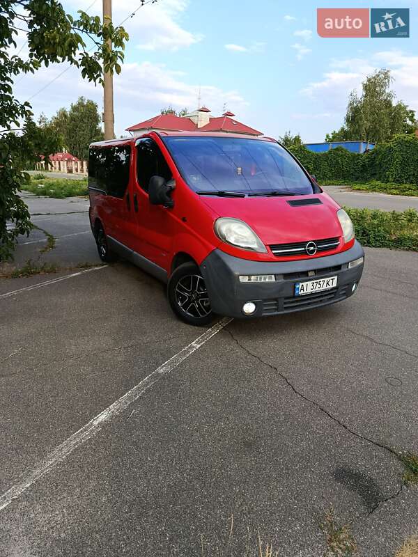 Минивэн Opel Vivaro 2001 в 