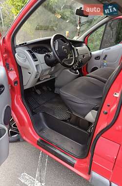 Минивэн Opel Vivaro 2001 в 