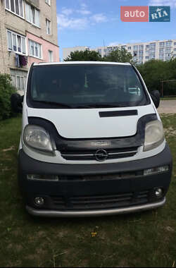 Минивэн Opel Vivaro 2003 в Владимире