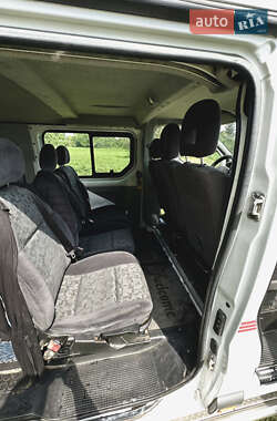 Минивэн Opel Vivaro 2003 в 