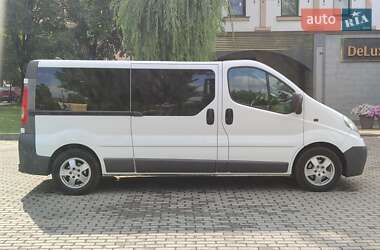 Минивэн Opel Vivaro 2011 в 