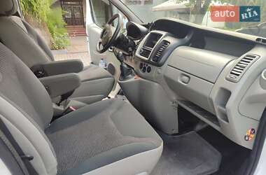 Минивэн Opel Vivaro 2011 в 