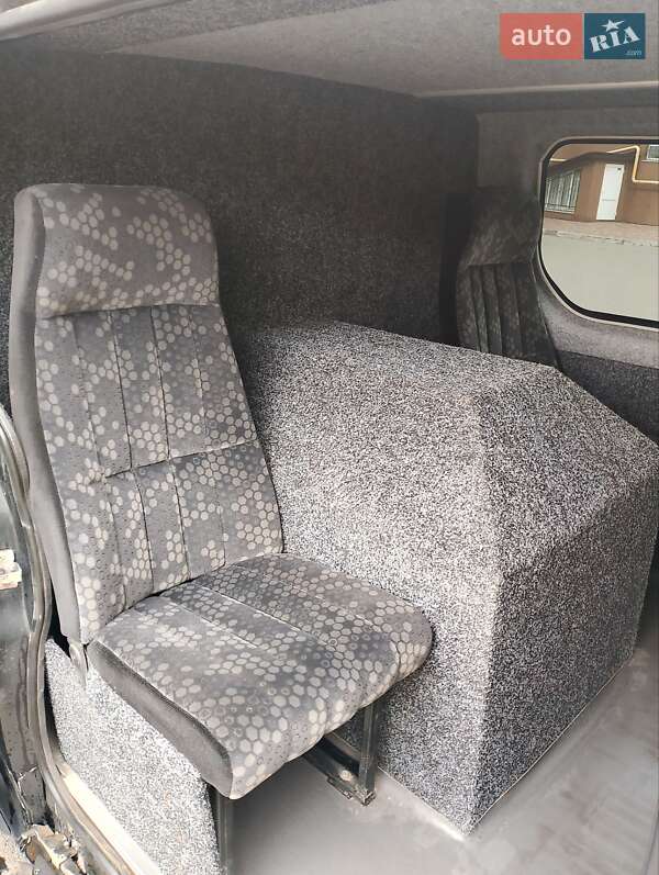 Катафалк Opel Vivaro 2014 в Софиевской Борщаговке