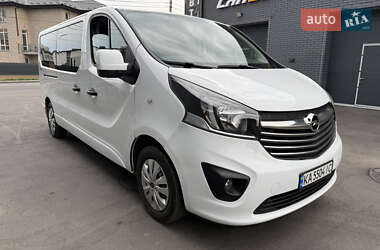 Мінівен Opel Vivaro 2016 в 