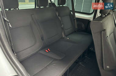 Мінівен Opel Vivaro 2016 в 