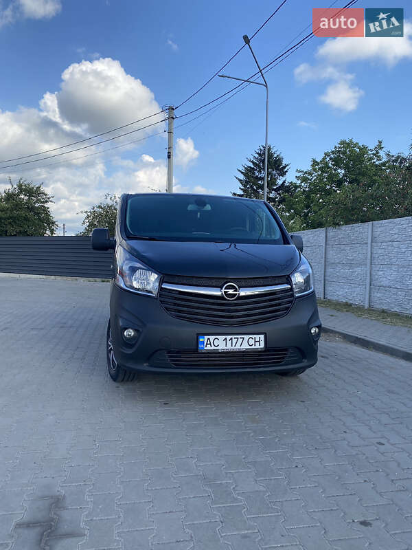 Минивэн Opel Vivaro 2014 в Луцке фото 2 Минивэн Opel Vivaro 2014 в Луцке