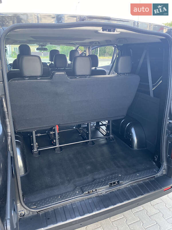 Минивэн Opel Vivaro 2014 в Луцке фото 30 Минивэн Opel Vivaro 2014 в Луцке