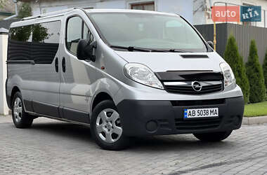 Мінівен Opel Vivaro 2013 в Вінниці
