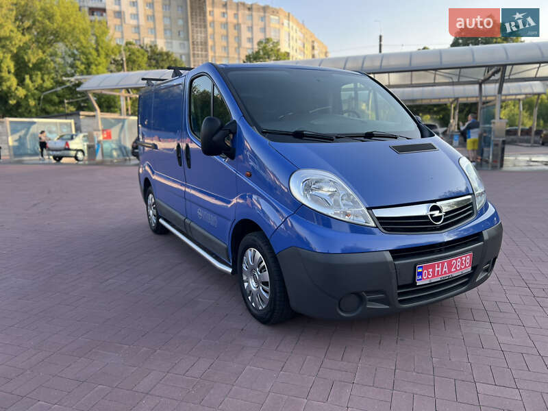 Opel Vivaro 2014