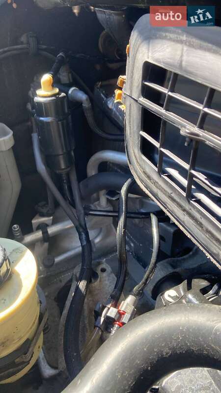 Мінівен Opel Vivaro 2011 в Києві