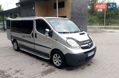 Минивэн Opel Vivaro 2009 в 