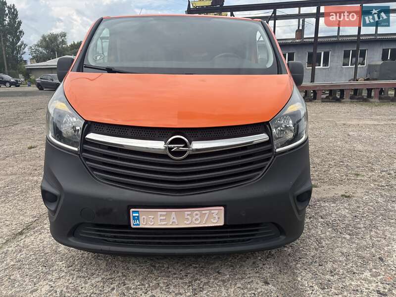 Opel Vivaro 2014