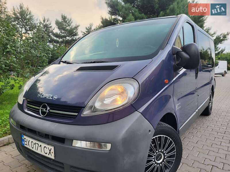 Мінівен Opel Vivaro 2005 в Хмельницькому