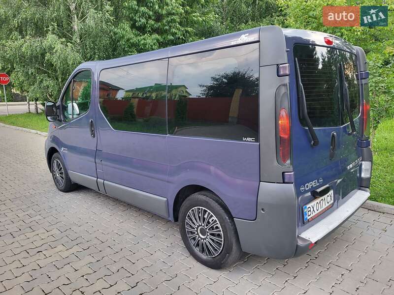 Мінівен Opel Vivaro 2005 в Хмельницькому