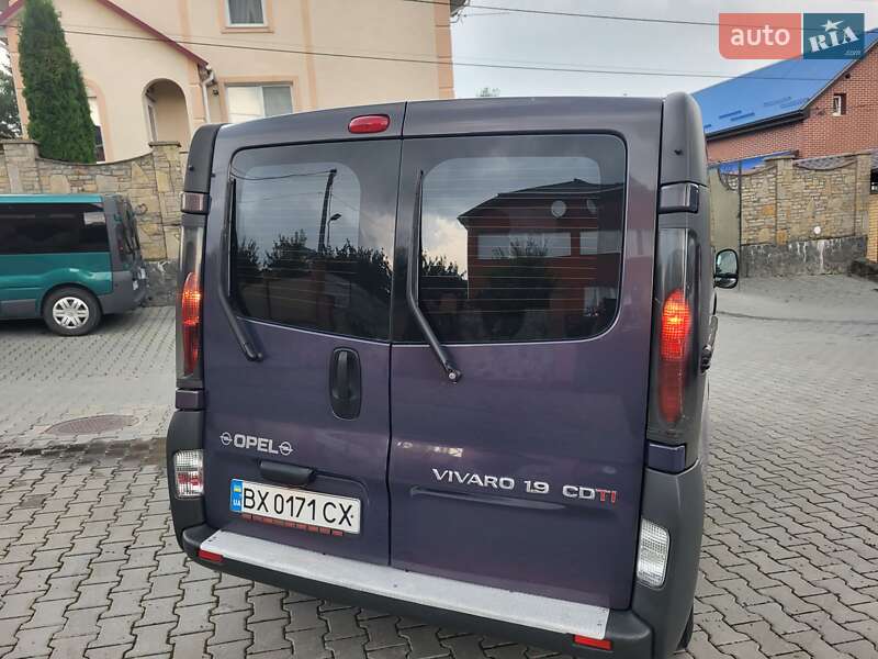 Мінівен Opel Vivaro 2005 в Хмельницькому