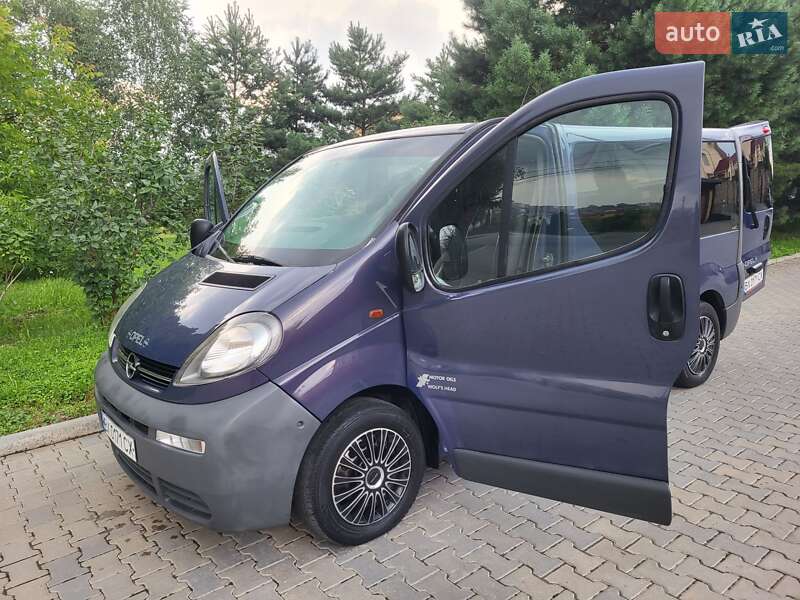 Мінівен Opel Vivaro 2005 в Хмельницькому