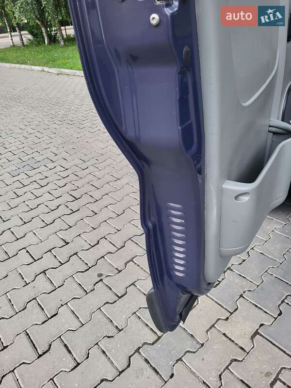 Мінівен Opel Vivaro 2005 в Хмельницькому