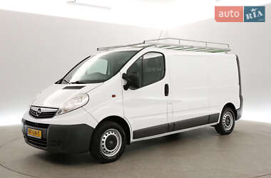 Вантажний фургон Opel Vivaro 2013 в Чернівцях