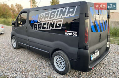 Вантажний фургон Opel Vivaro 2003 в Кременчуці