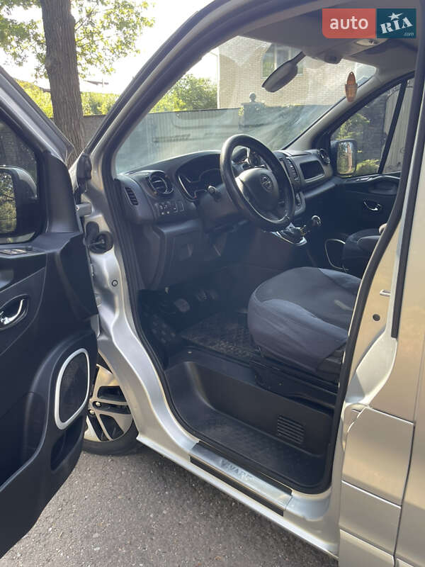 Минивэн Opel Vivaro 2018 в Житомире