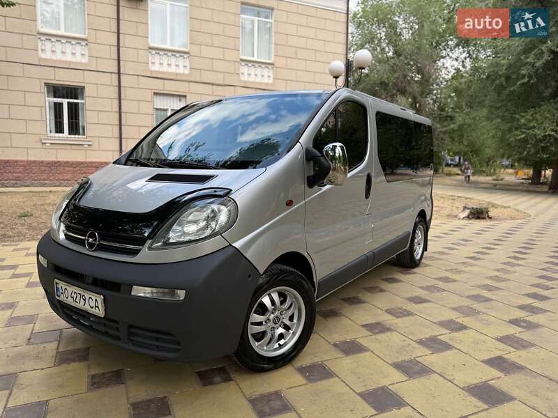 Opel Vivaro 2005
