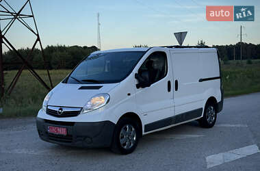 Мінівен Opel Vivaro 2014 в Радивиліві