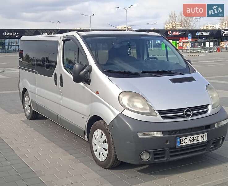 Минивэн Opel Vivaro 2005 в Шептицькому
