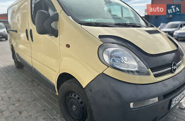 Грузовой фургон Opel Vivaro 2004 в Киеве