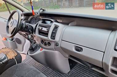 Минивэн Opel Vivaro 2005 в Ратным