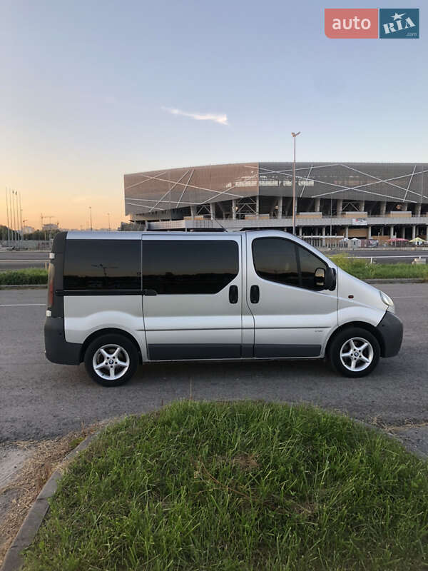 Opel Vivaro 2002
