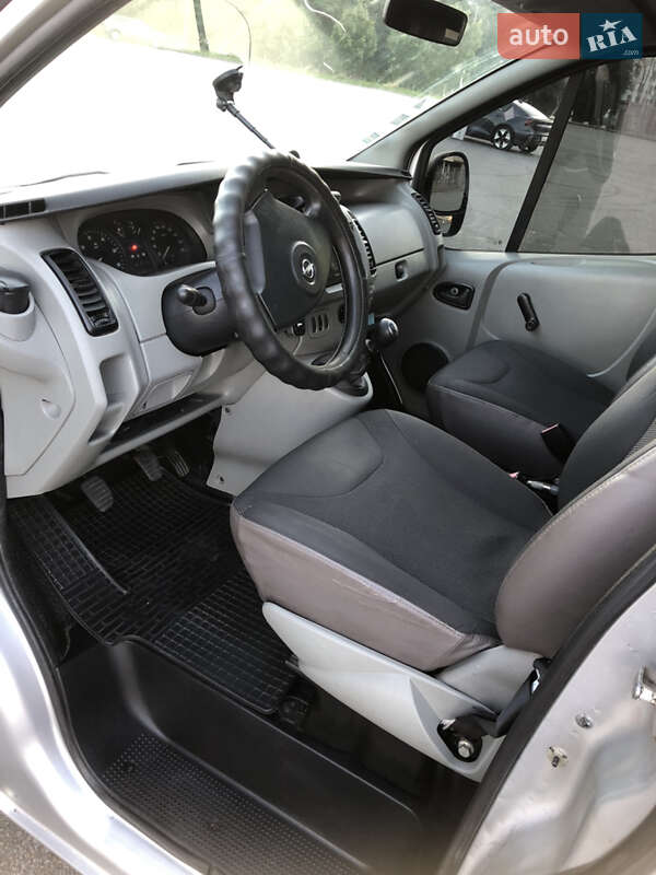 Минивэн Opel Vivaro 2002 в Львове фото 8 Минивэн Opel Vivaro 2002 в Львове