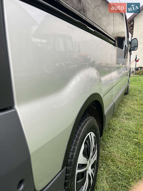 Мінівен Opel Vivaro 2003 в Хотині фото 28 Мінівен Opel Vivaro 2003 в Хотині