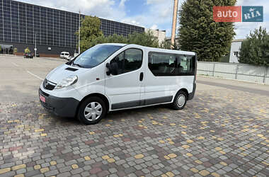 Минивэн Opel Vivaro 2012 в 