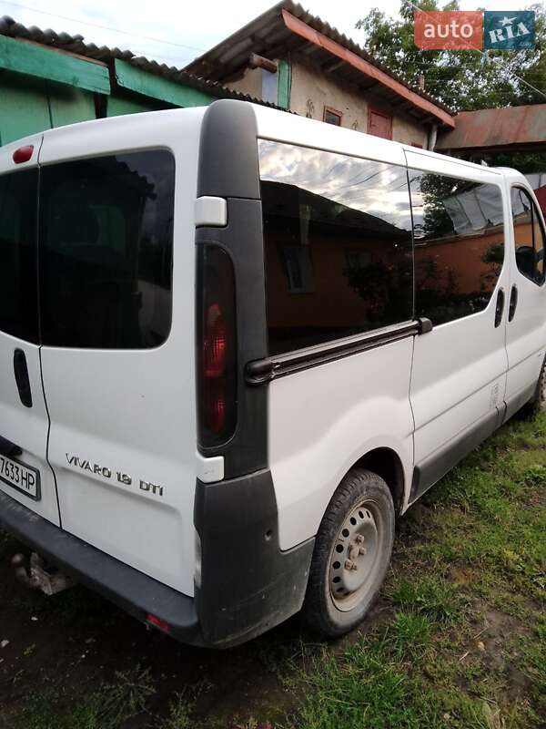 Мінівен Opel Vivaro 2002 в Городенці