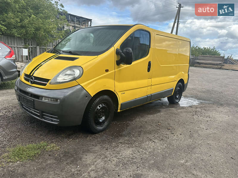 Opel Vivaro 2005