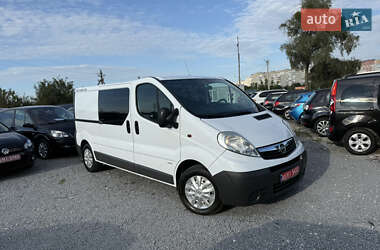 Грузовой фургон Opel Vivaro 2013 в Ровно