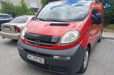 Вантажний фургон Opel Vivaro 2002 в Луцьку