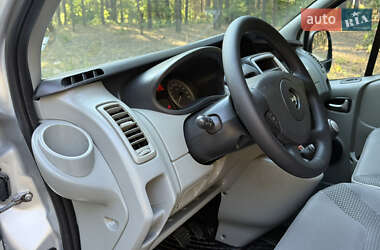 Мінівен Opel Vivaro 2014 в Києві