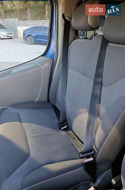 Минивэн Opel Vivaro 2007 в 