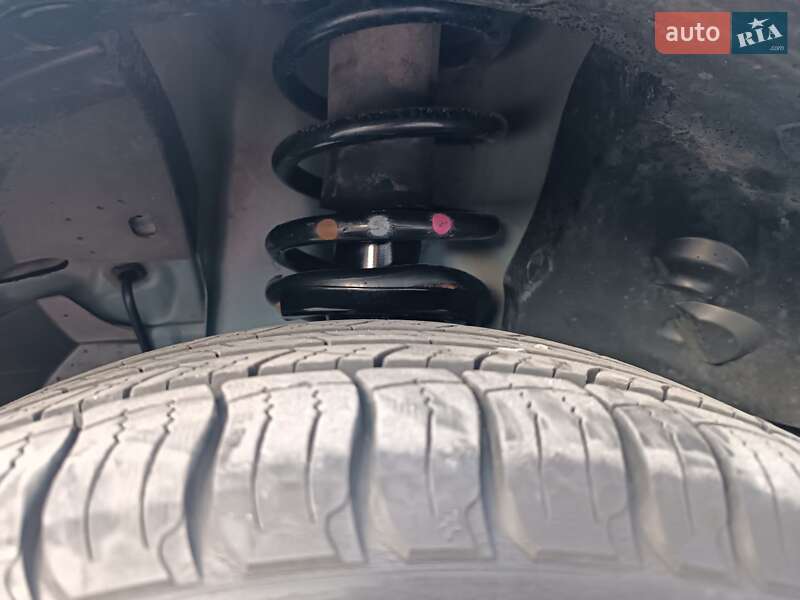 Мінівен Opel Vivaro 2015 в Івано-Франківську