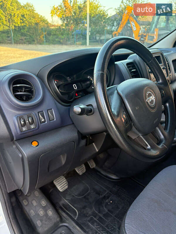 Грузовой фургон Opel Vivaro 2016 в Житомире